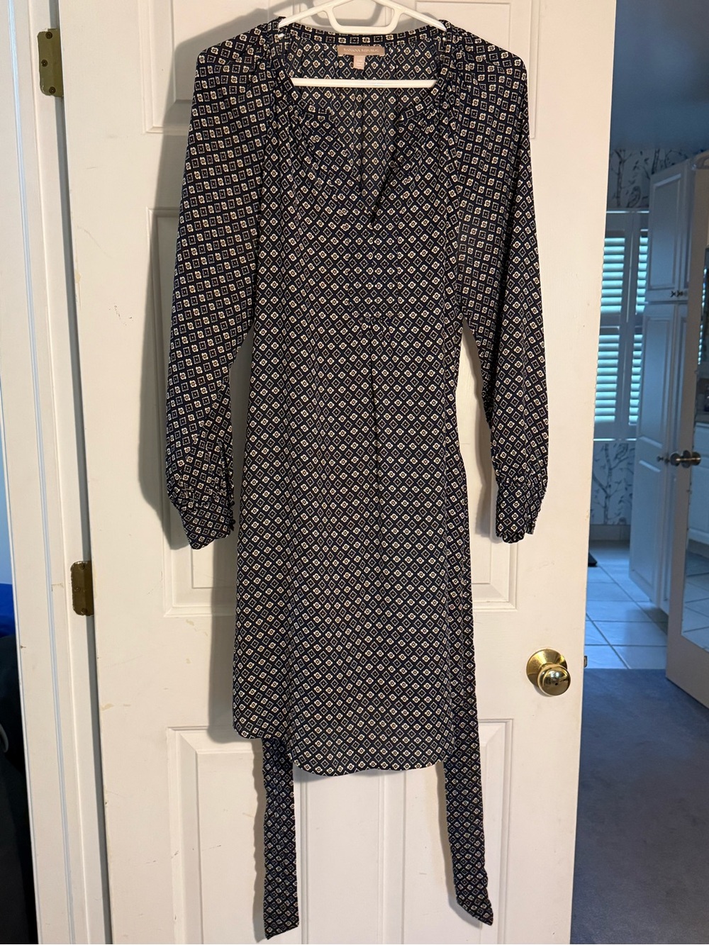Banana Republic Navy Diamond-Print Long Sleeve Dress